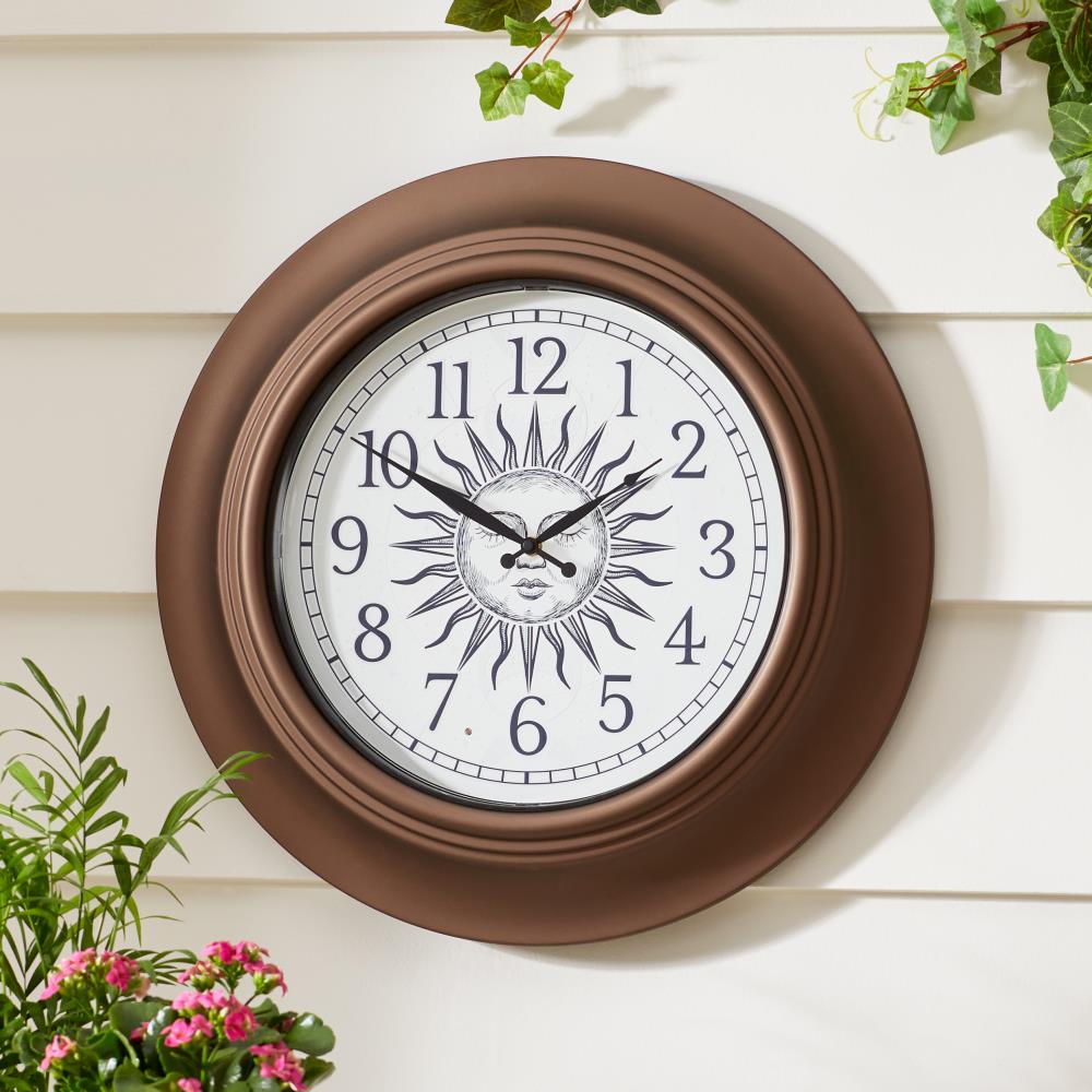 The Illuminated Moon/Sun Face Changing Clock