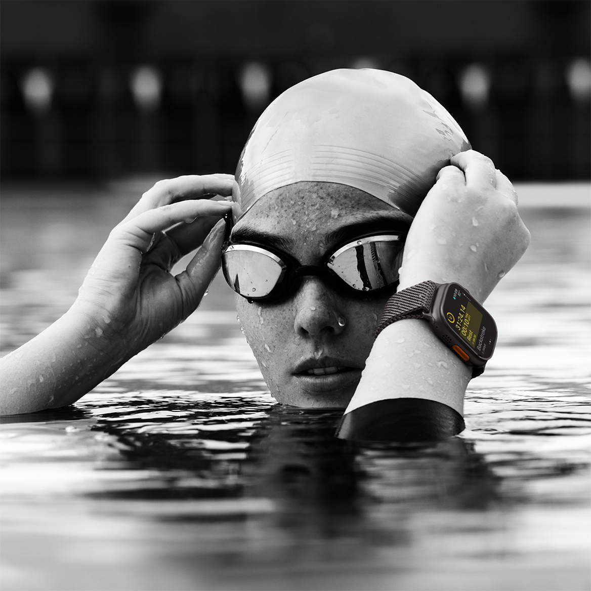 Apple Watch Ultra 2 with Ocean Band 2024