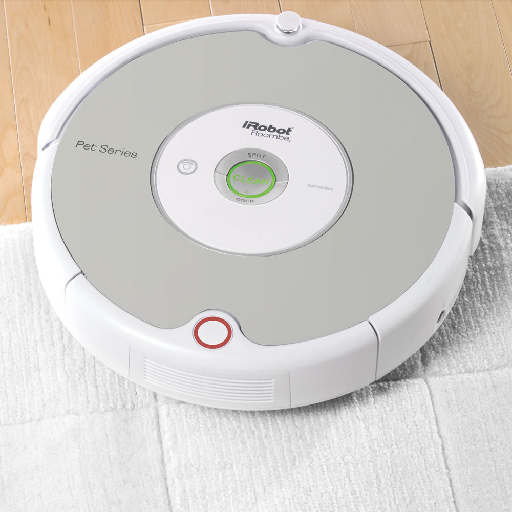 The Pet Owner's Robotic Vacuum
